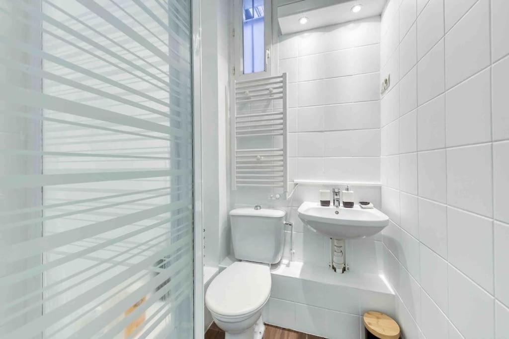 Paris Gentilly Appartement Tout Equipe - Rer B Exterior photo